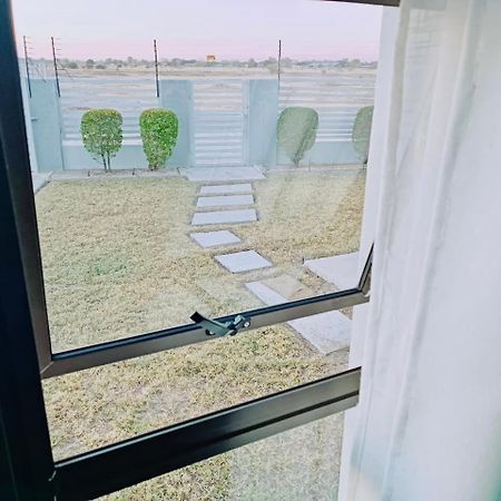 Northern Oasis Hotel Oshakati Екстериор снимка